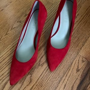 1.STATE Women's Hedde Ankle-High Leather Pump